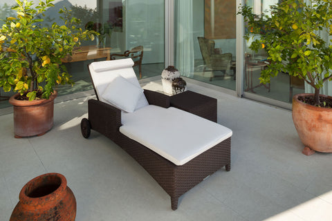 Outdoor Chaise Lounges