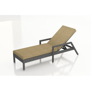 District Chaise Lounge with Cushion